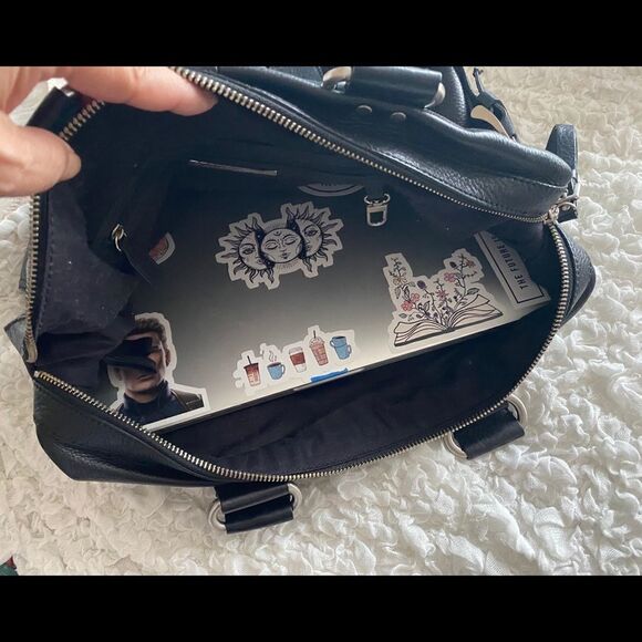 Kenneth Cole leather bag - Picture 5 of 6